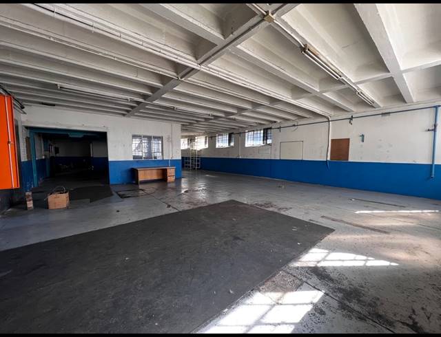1,786M² FACTORY TO LET IN STEELEDALE